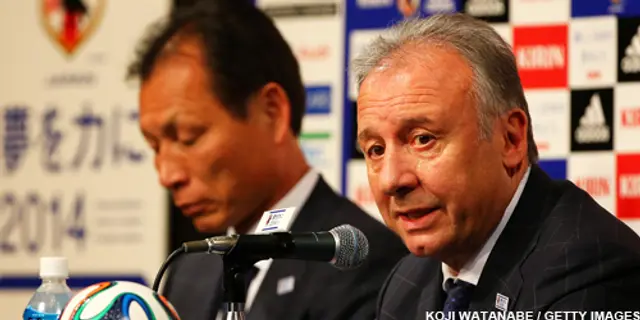 Alberto Zaccheroni avgår. 